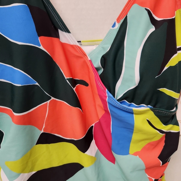 Anne Cole Women's 18W Plus 1pc Swimsuit New - Picture 3 of 10